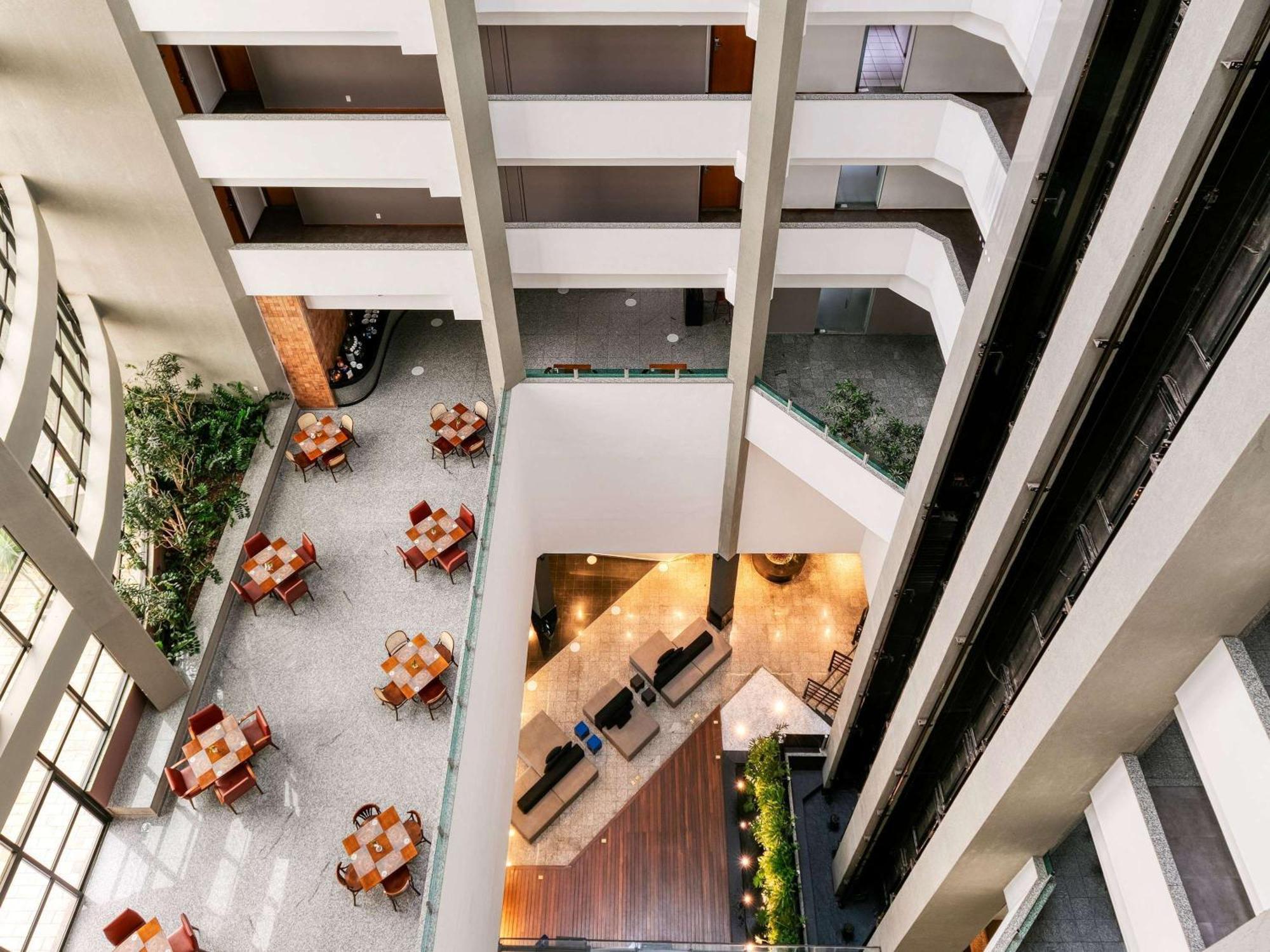 Hotel Mercure Belo Horizonte Da Serra 4*