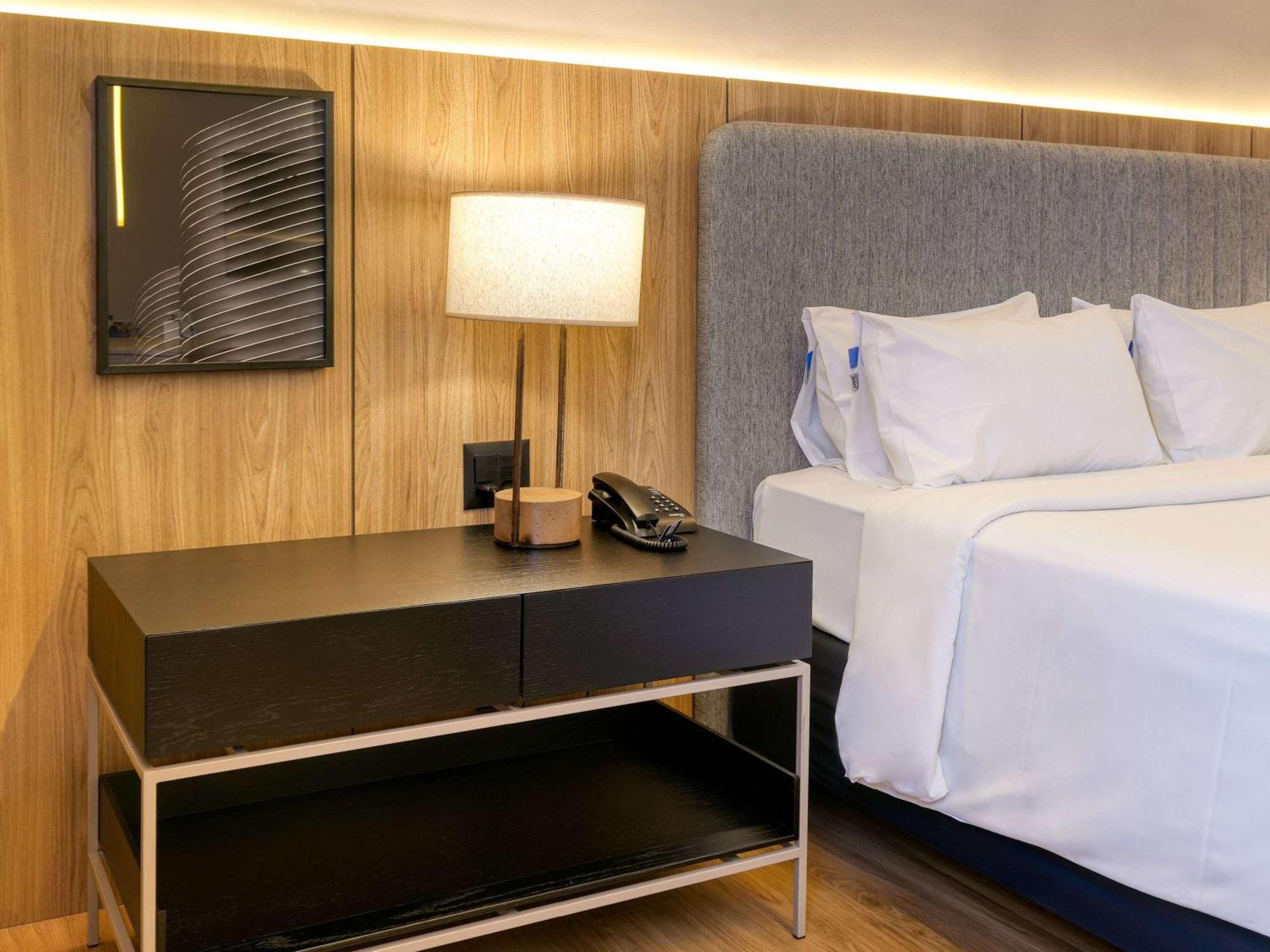 Hotel Mercure Belo Horizonte Da Serra 4*